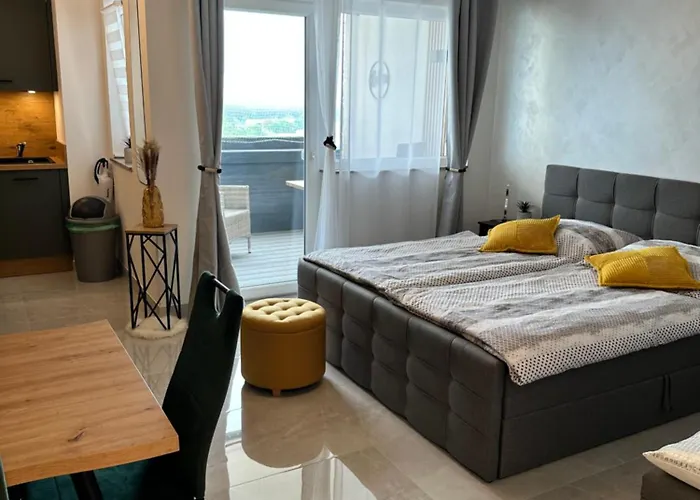 Sky21 * Exklusives Vollausstattung / Zentrale Lage *neu* * Langen (Hessen)