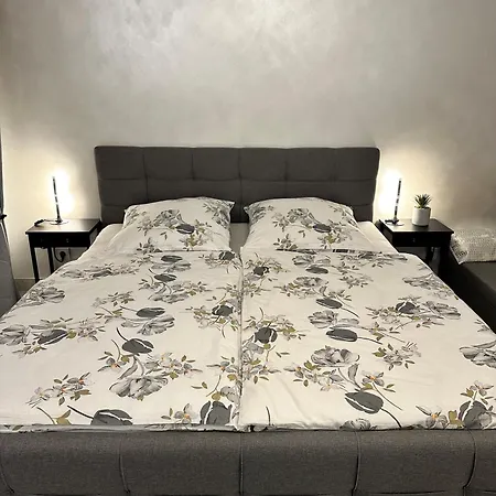 Sky21 * Langen Exklusives Vollausstattung / Zentrale Lage *neu* Apartment Langen (Hessen)