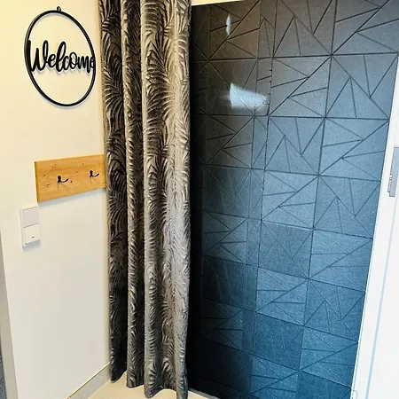 Sky21 * Langen Exklusives Vollausstattung / Zentrale Lage *neu* Apartment